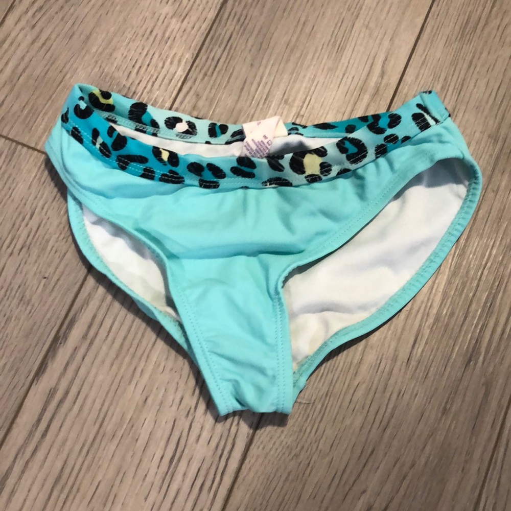 Girl size 6 Bikini Bottoms in good used condition